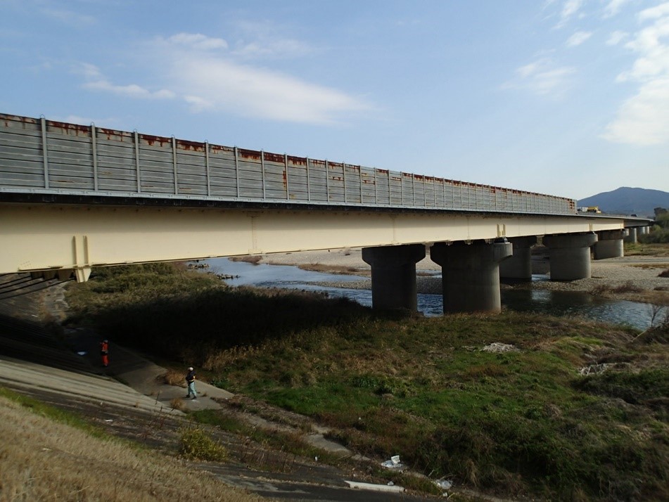 豊川橋の橋梁全景