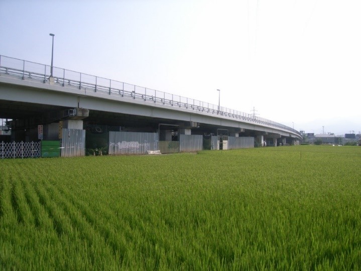 矢作高架橋の橋梁全景